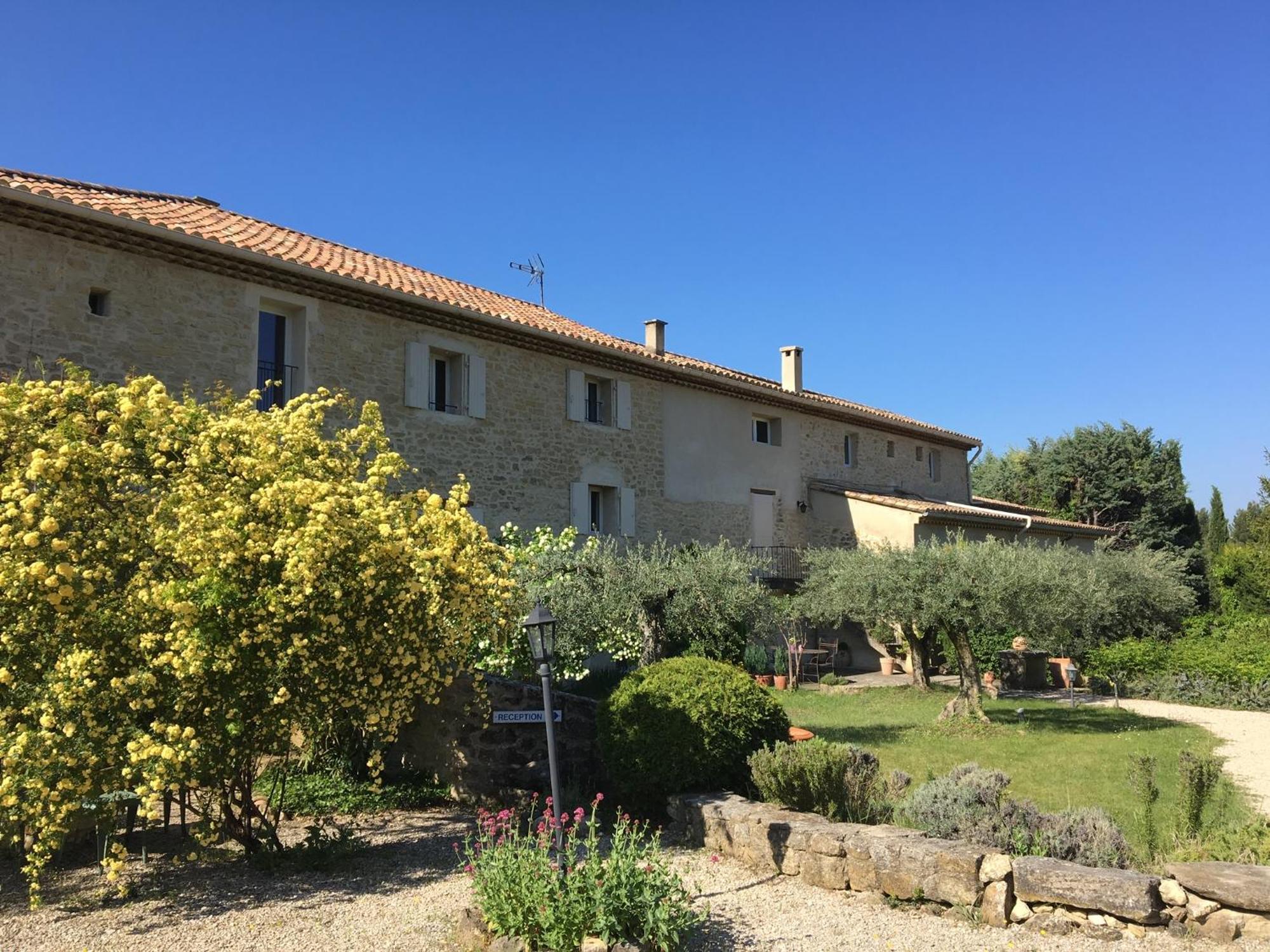Отель Domaine La Condamine Crillon Le Brave Экстерьер фото