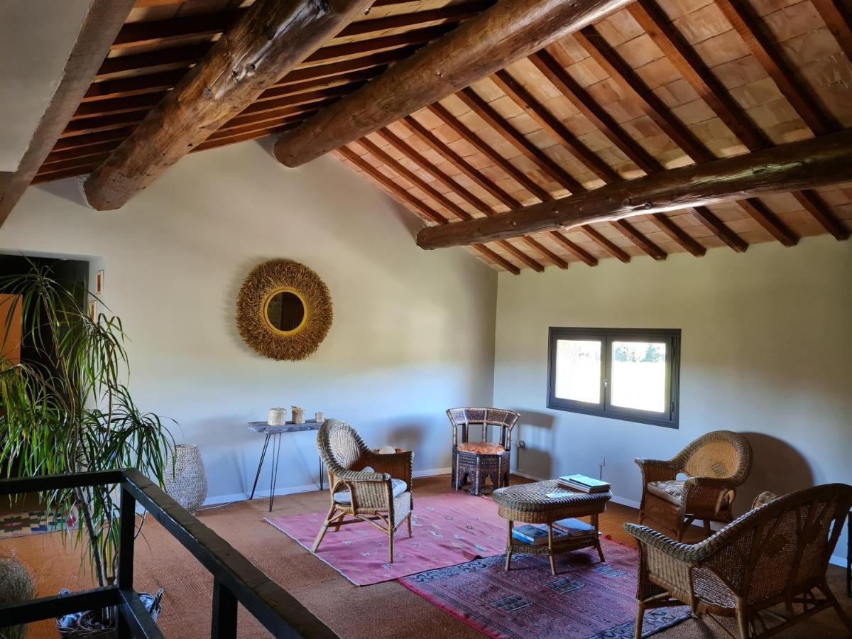 Отель Domaine La Condamine Crillon Le Brave Экстерьер фото