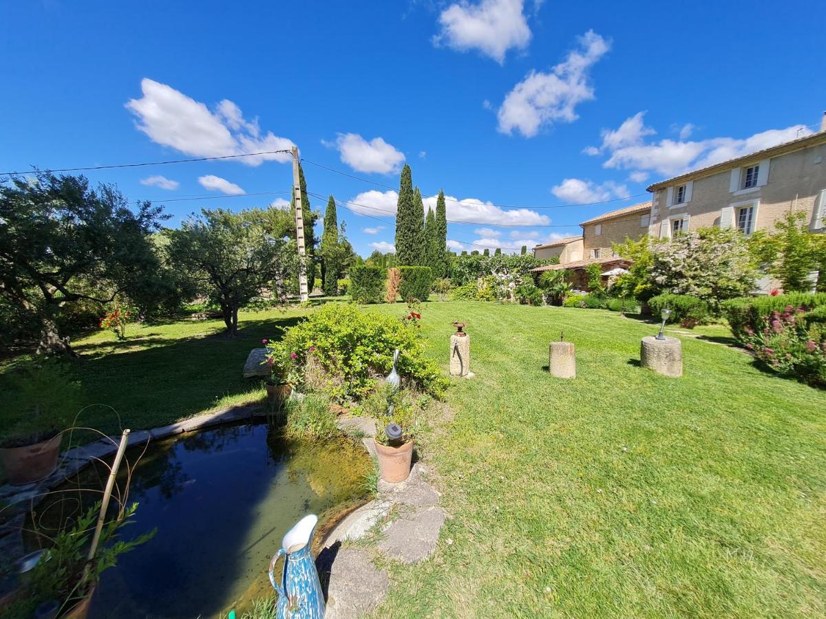 Отель Domaine La Condamine Crillon Le Brave Экстерьер фото