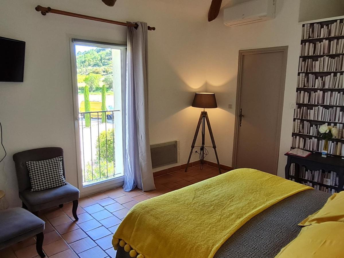 Отель Domaine La Condamine Crillon Le Brave Экстерьер фото
